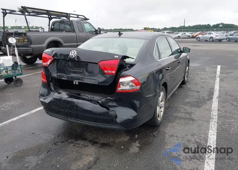 2013 Volkswagen Passat 2.5L Se from USA, damaged, VIN 1VWBP7A35DC108170